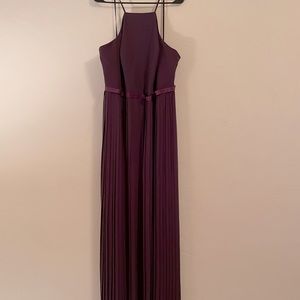David’s bridal High neck pleated chiffon dress plum never worn